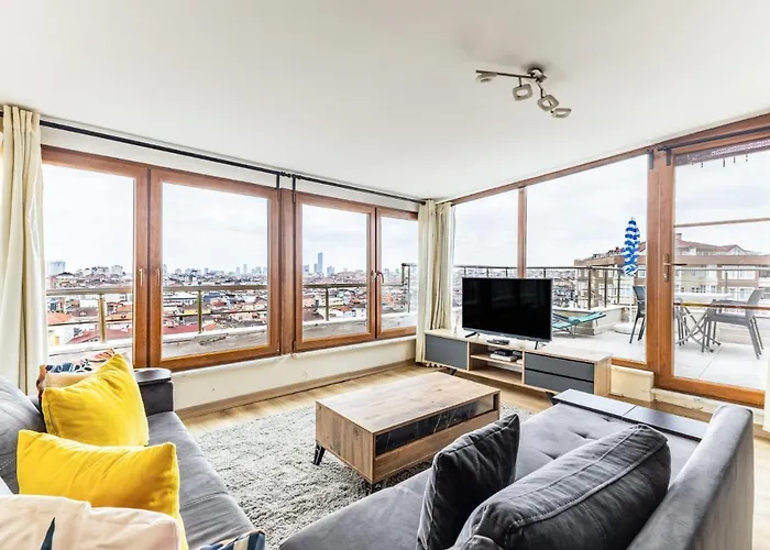 City View Flat W Terrace 10 Min To Buyaka Mall
